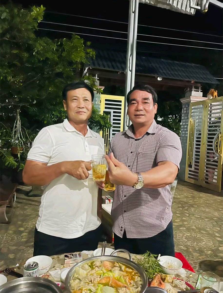 Yêu Trung Niên tweet media