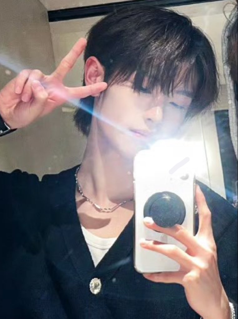 천카이원 얼굴 tweet media