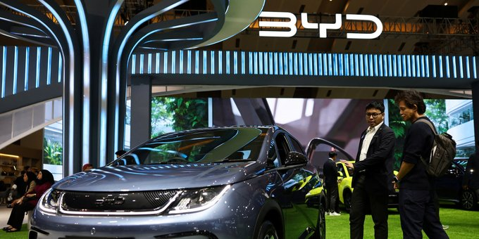 Christopher Evans tweet media