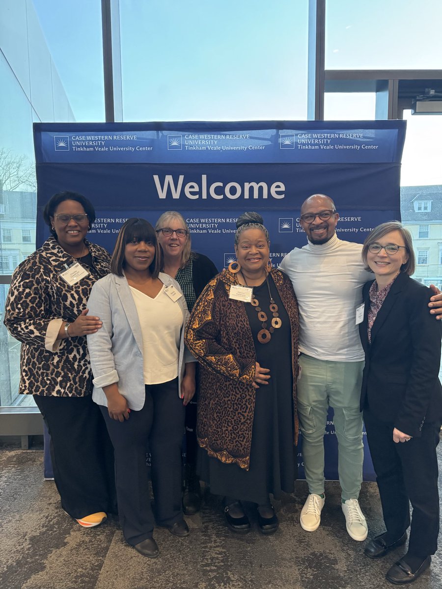 ChesleyC tweet media