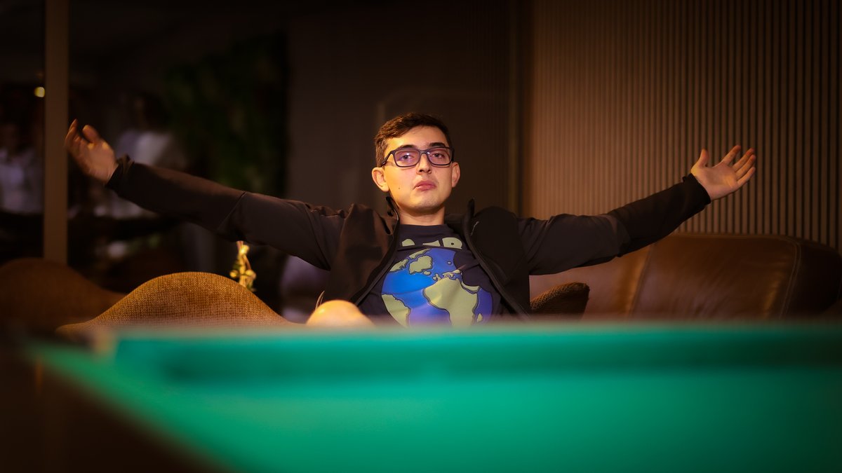 Codemart tweet media