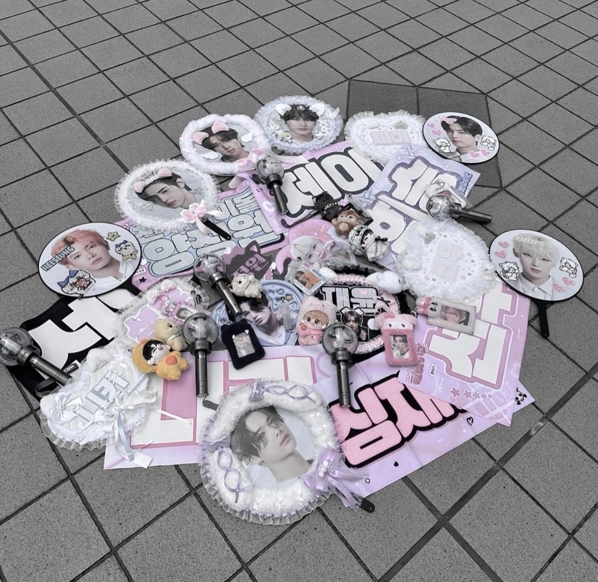 👼🏻🎀 tweet media