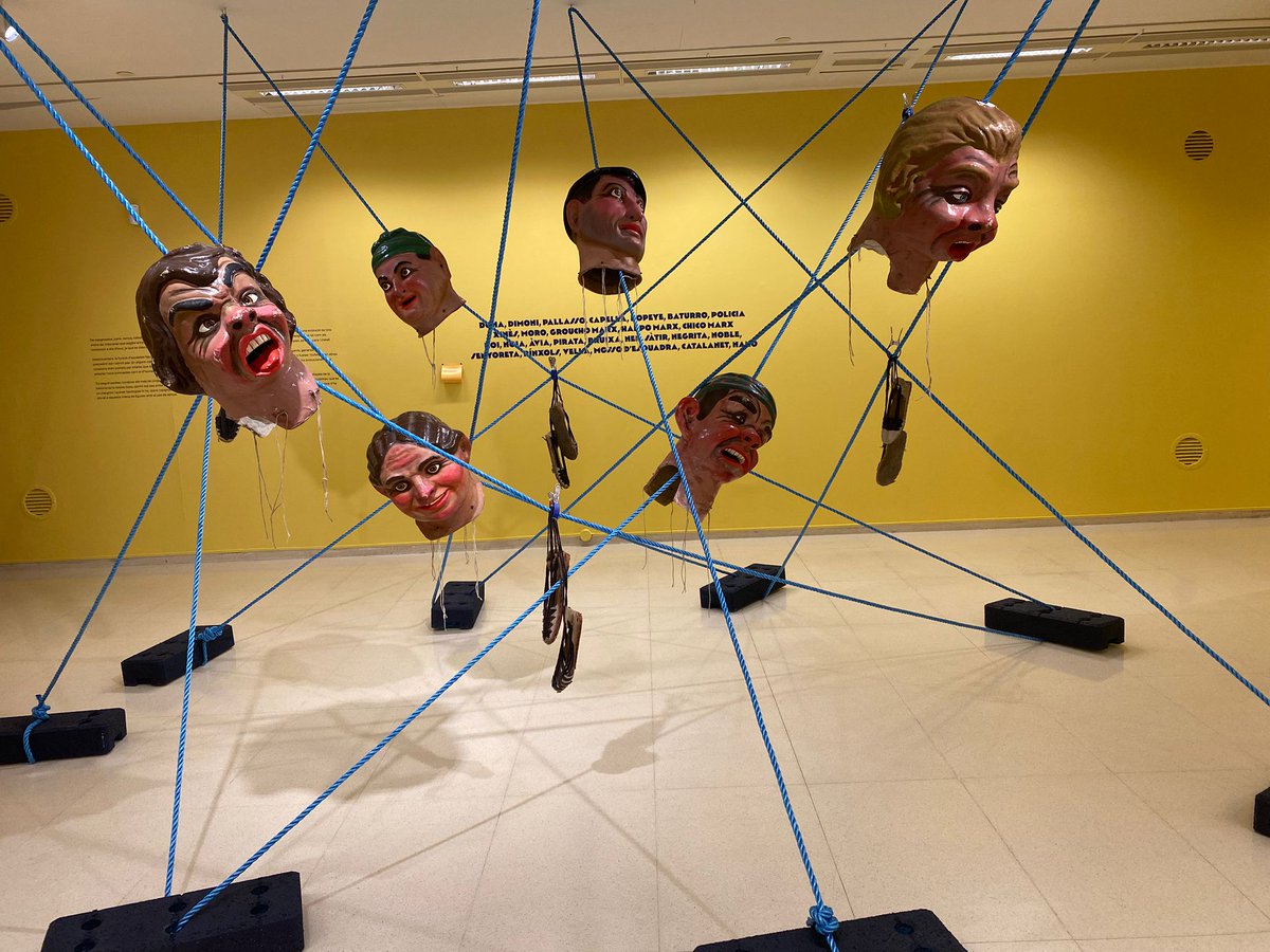 BadalonaMati's tweet photo. 🗣️ "Els capgrossos han estat els grans oblidats, aquí ensenyem aquells que han acompanyat els nostres gegants històricament"

Gorka Sol és president de @GegantersBDN, protagonistes de la mostra "Capgrossos, a l'ombra dels gegants" que podeu visitar a El Carme. @bdncom #Badalona https://t.co/dhxK9mN7ZZ