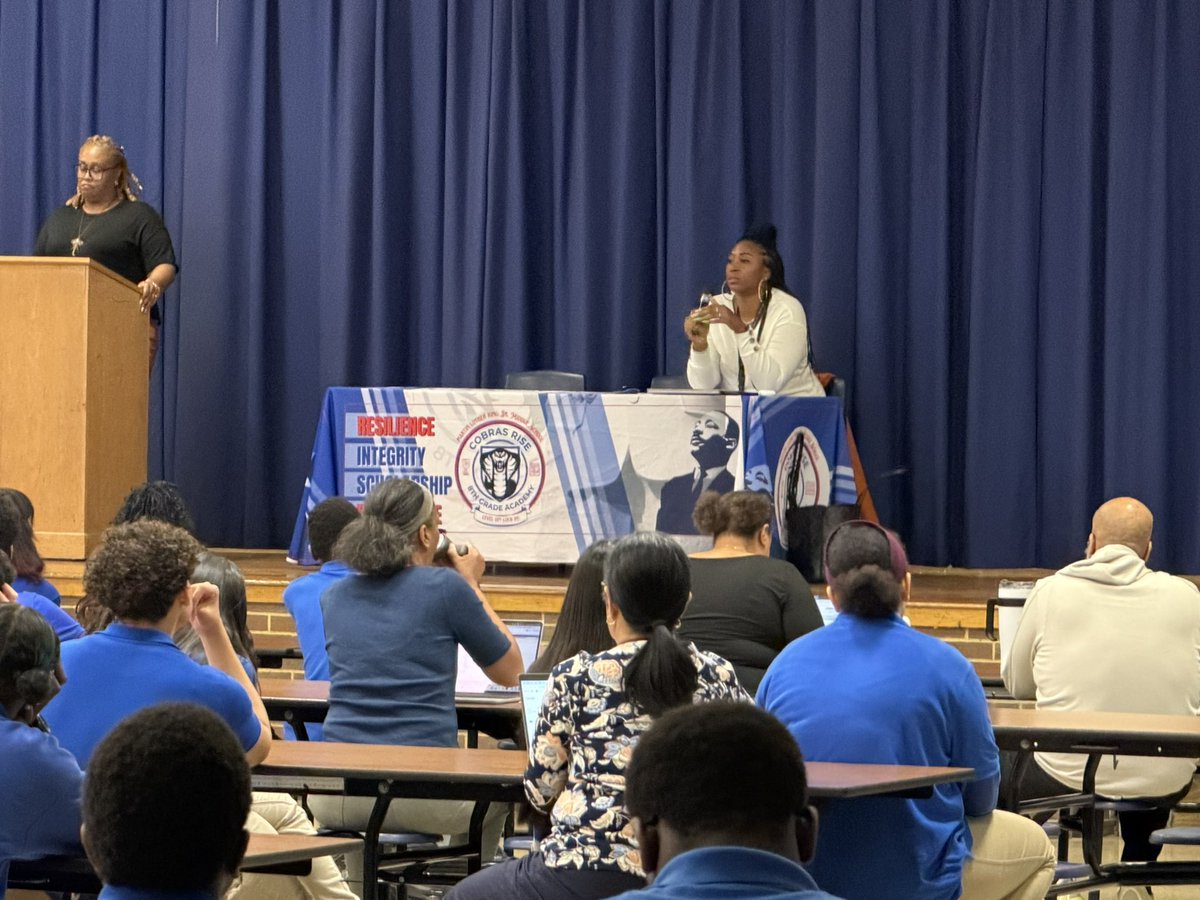 APEmjay's tweet photo. My 8th graders of MLK MS’s Cobras RISE Academy spent the morning with High School Counselors  discussing transition from 8th to 9th grade and its highlights and challenges. @pgcps  Bladensburg, Central, and Friendly HS. https://t.co/oQt9ygyLCW