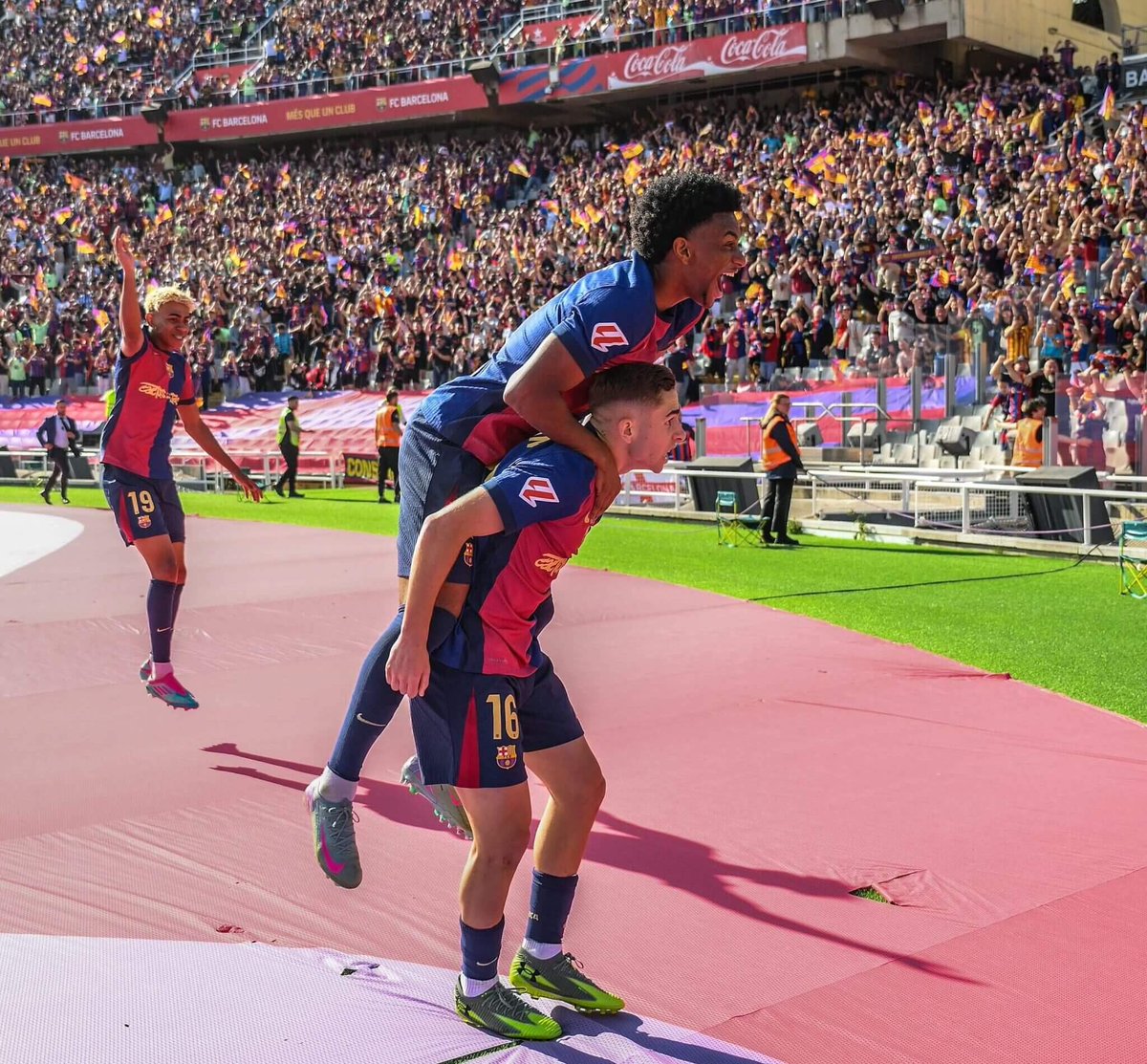 WarneyFCB🇦🇺 tweet media