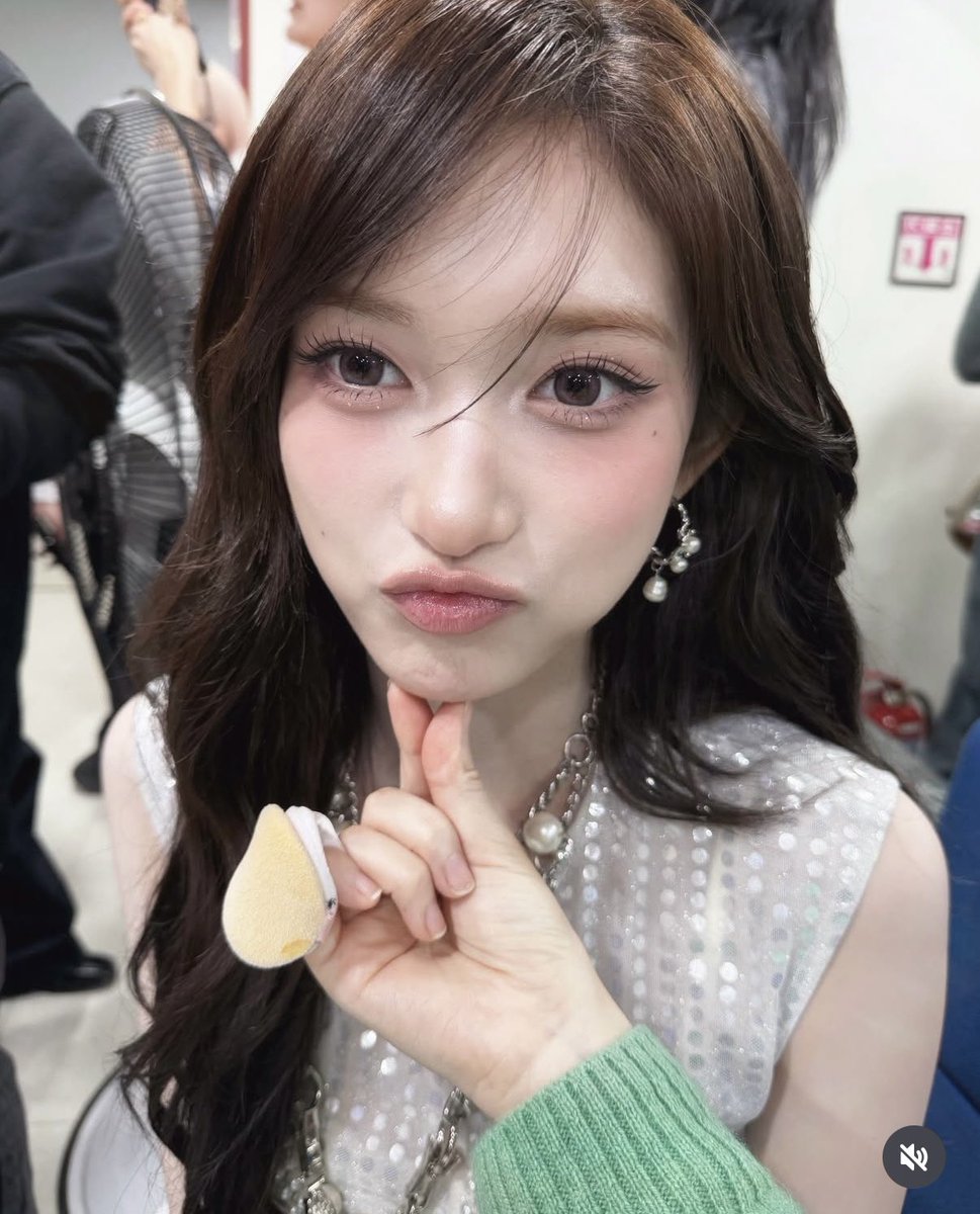 𝗔𝗺𝗶 tweet media