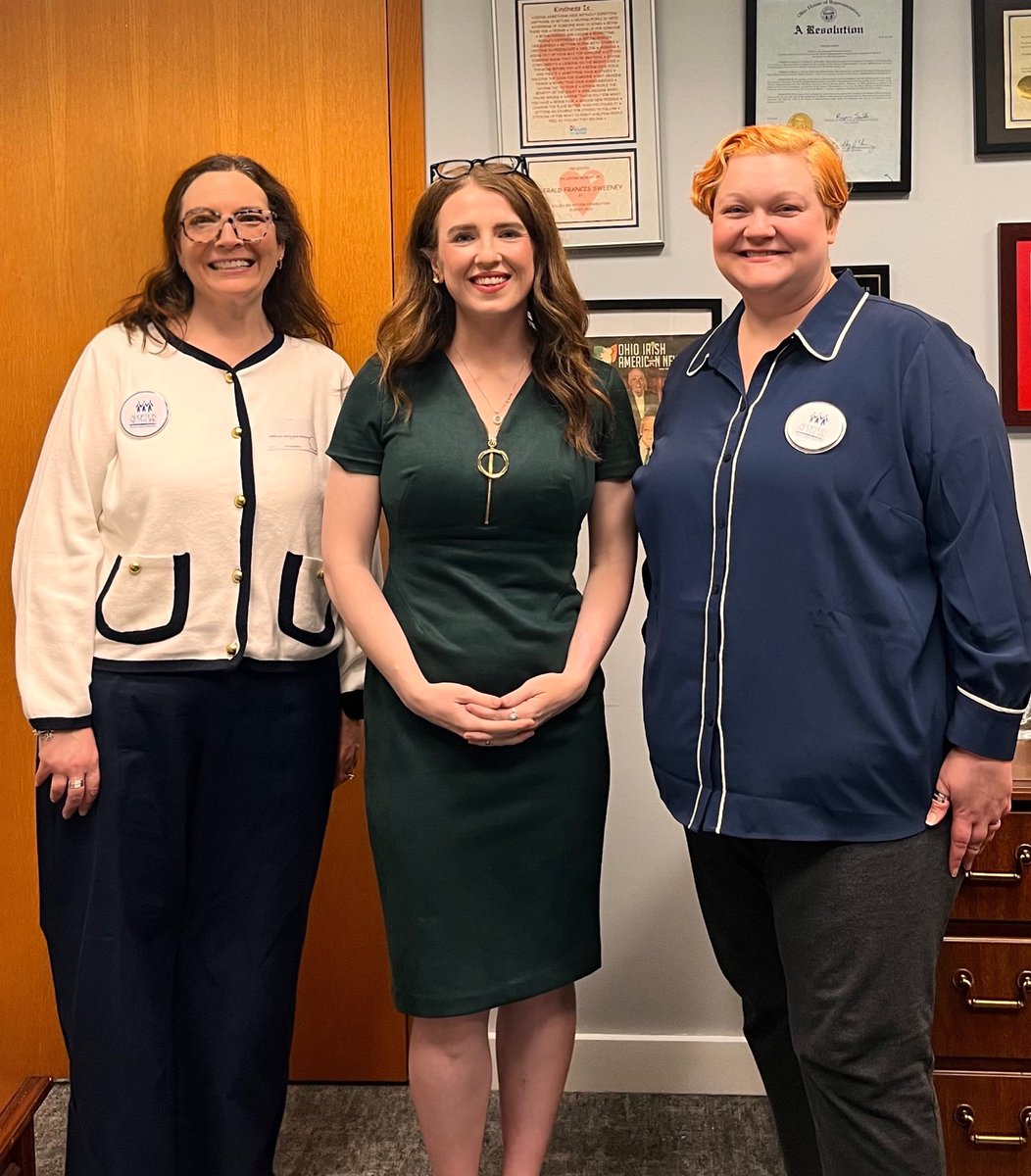 Bride Rose Sweeney tweet media