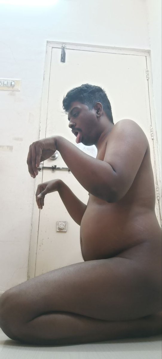 DomExplr0001 tweet media