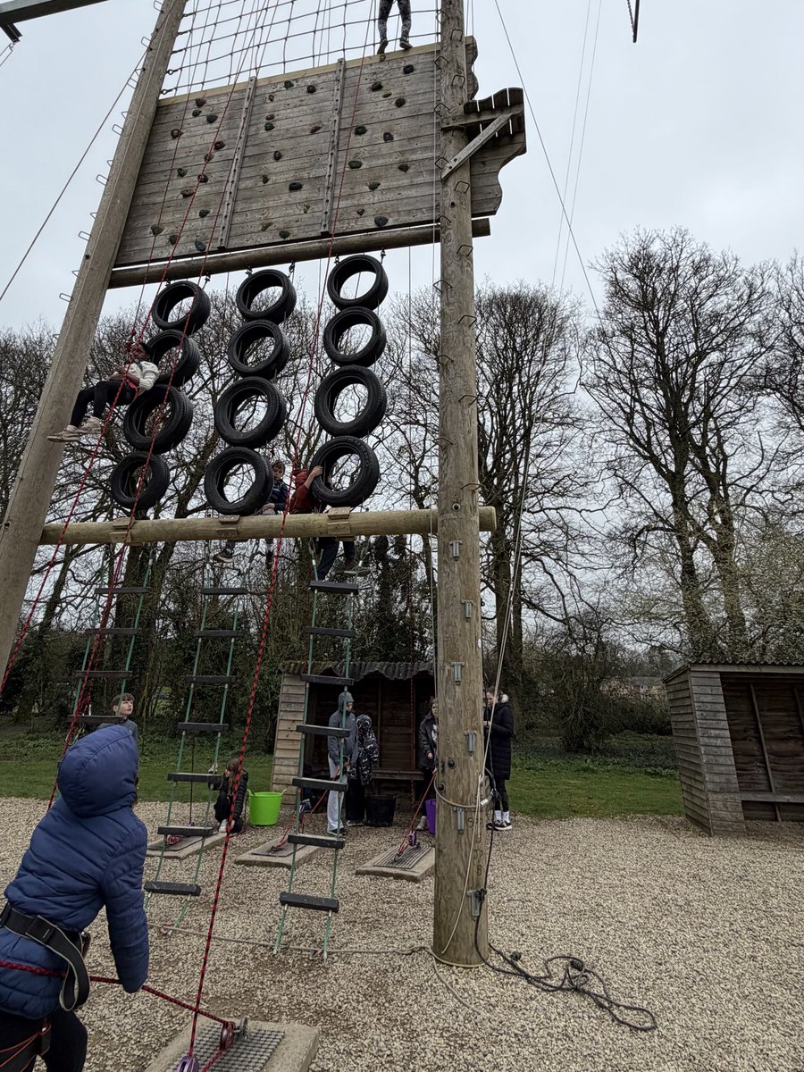 Bledlow Ridge School tweet media