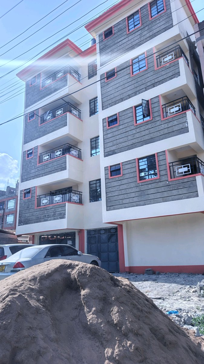 RealStarrlive's tweet photo. #SmartMarketLtd #LuxuryLiving #UtawalaHomes #RealEstateKenya #DreamRentalsKE #NairobiRental #PropertyForRent #InvestSmart #HouseHuntingLocatio https://t.co/srAmGYjhDj