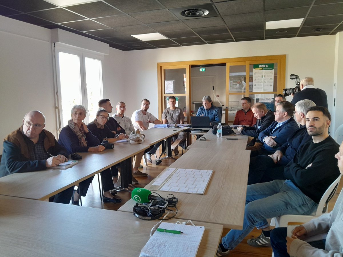 ⚾️ Berezkoen A eta B mailetako txapelketak aurkeztu dituzte Frantziako Pilota Federazioak eta Esku Pilotak. Hiruko bi multzo izanen dira maila bakoitzean. Lehen biak finalerdietarako sailkatuko dira. Luis Sanchezen itzulera izanen da.