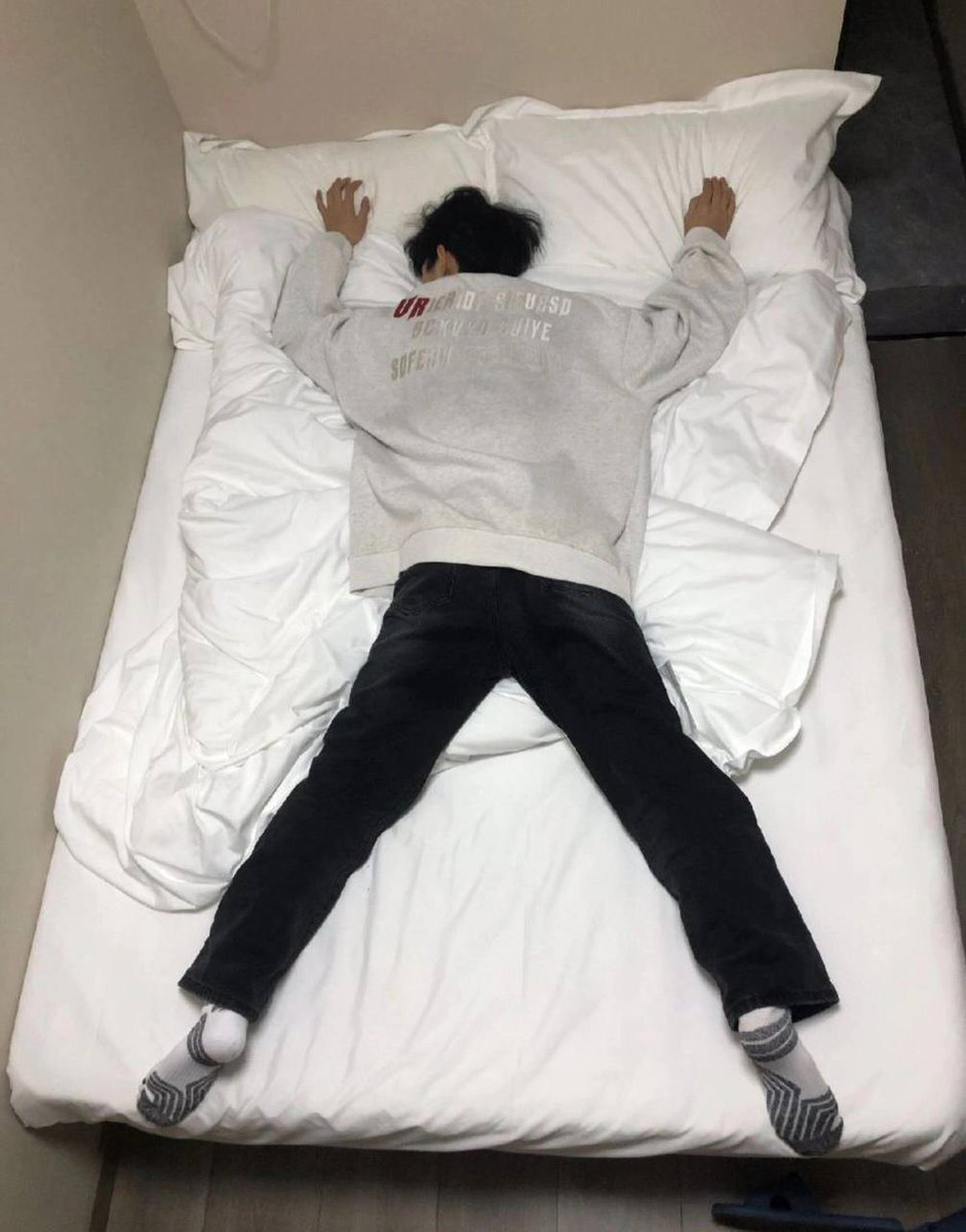 迷玩king、弄弯直男 tweet media