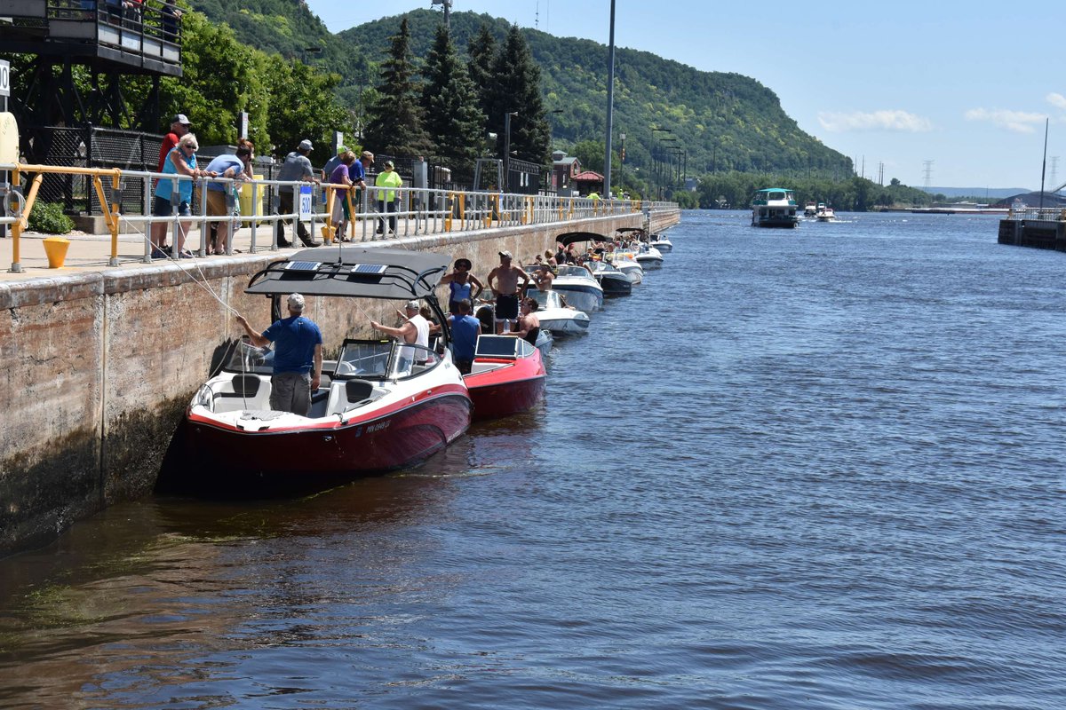 St Paul USACE tweet media