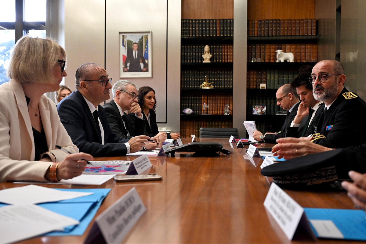 Laurent Nuñez tweet media