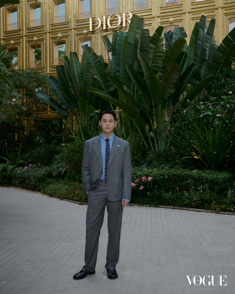 Vogue Thailand (@voguethailand) on Twitter photo 