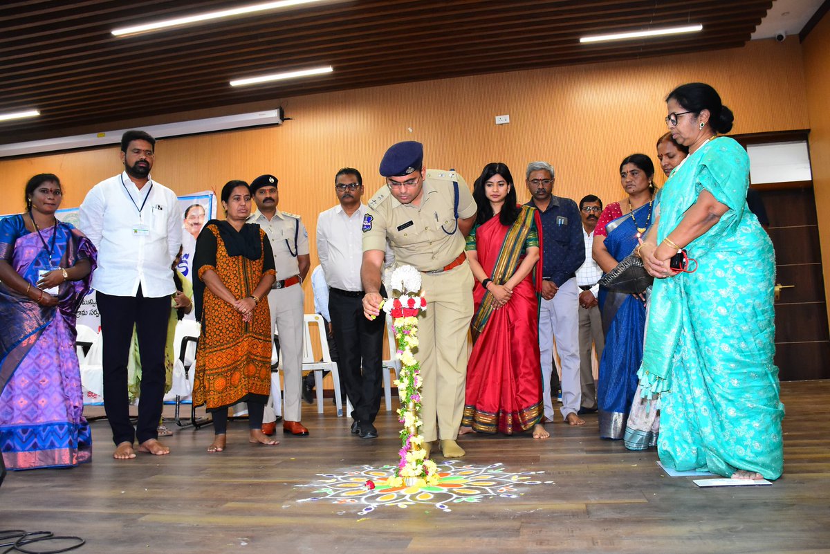 SP SIRCILLA tweet media