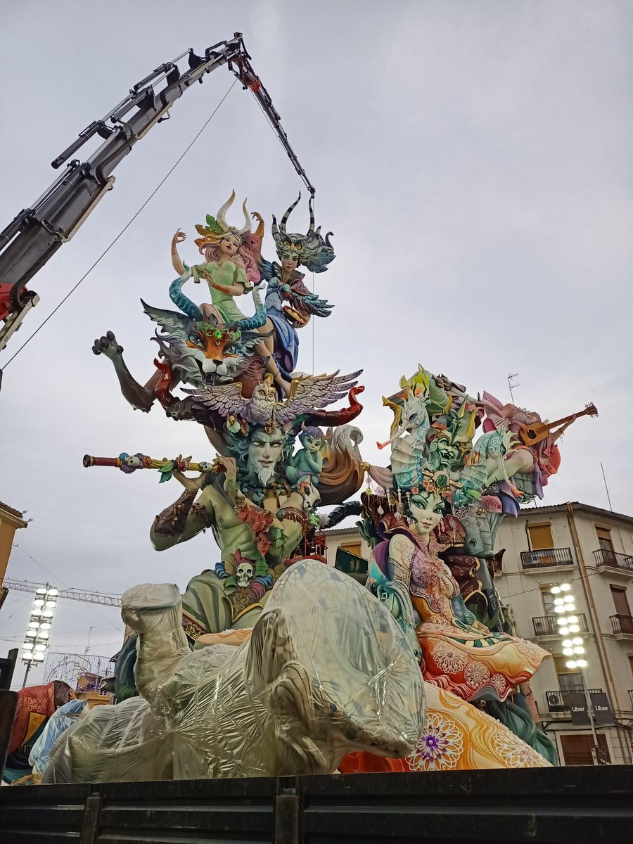 La_gata_bonita's tweet photo. 📸 Falla Convento Jerusalén-Matematico Marzal
📸 Falla Mercat Central
📸 Falla La Merced
#11mar2026 #Fallas #Valencia
#FallesDeValencia
#LaMillorFestaDelMon
#streetphotography
@AjuntamentVLC
@c_valenciana
@valenciabonita_
@ValenciaMitica
@Valenciaturismo
@spain https://t.co/iWVV5wI5HJ