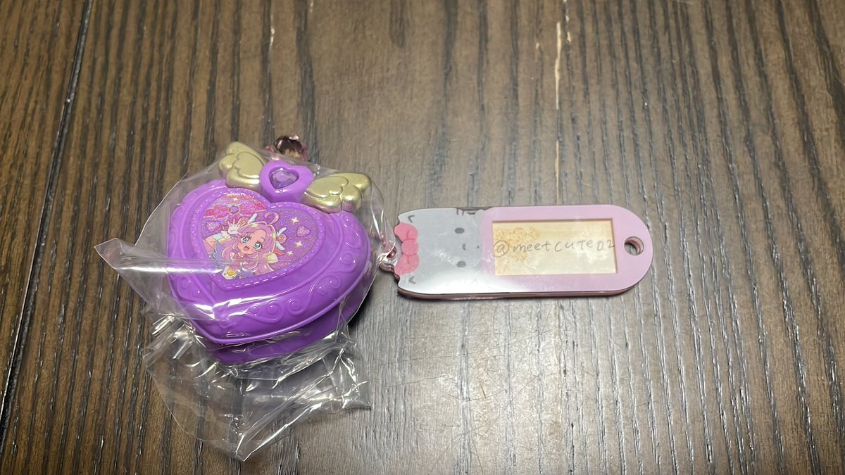 meetcute02's tweet photo. @yutamon_0w0 検索より失礼します。
こちらキュアアンサーAを所持しておりますのでポチタンと交換していただくことは可能でしょうか？ご検討よろしくお願いします。 https://t.co/IUMWrw0rb5