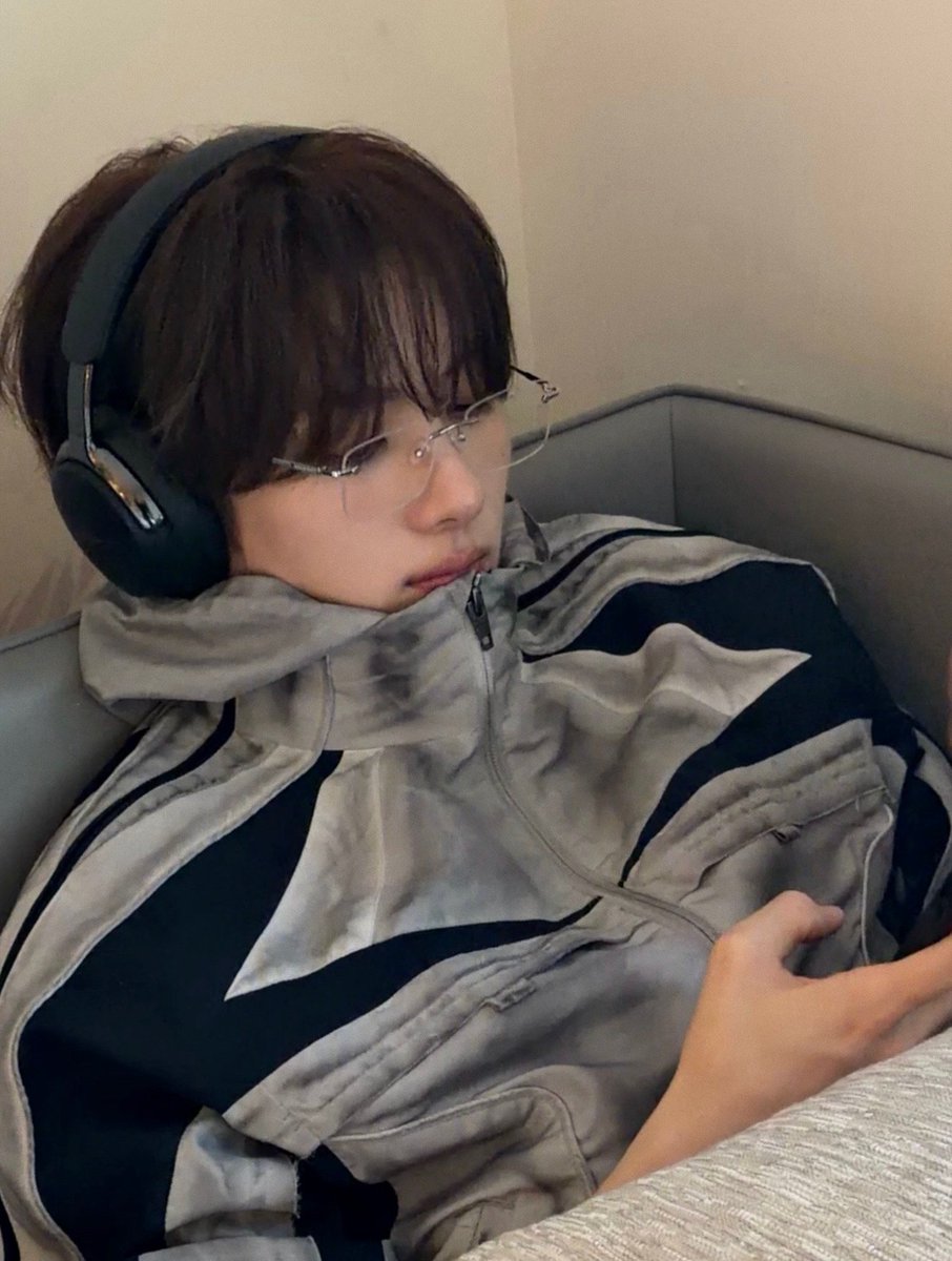 TWS WEVERSE tweet media