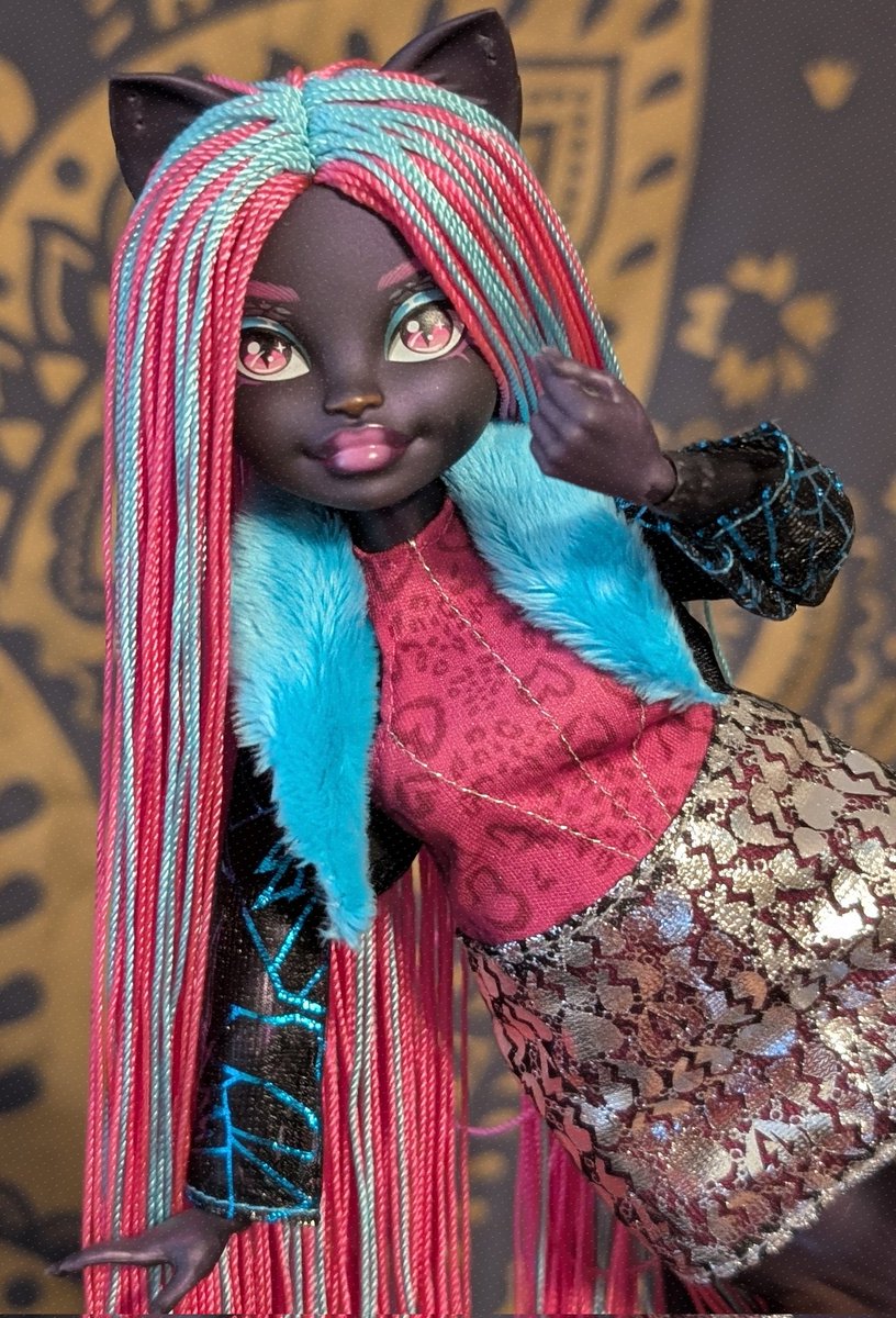 CheeDoll tweet media