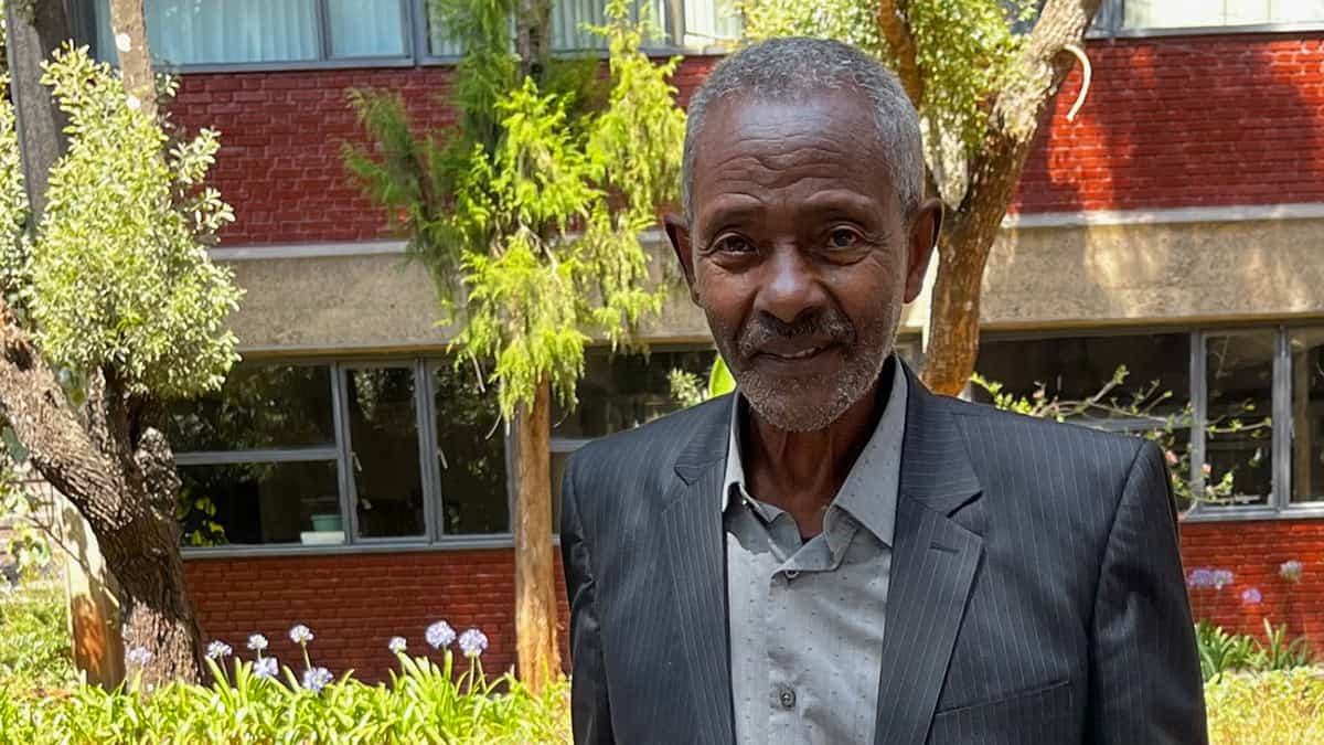 addisstandard's tweet photo. Mulugeta Bekele: the jailed and tortured scientist who kept #Ethiopian #physics alive

Mulugeta Bekele paid a heavy price for remaining in #Ethiopia in the 1970s and 1980s. While many other academics had fled their homeland to avoid being targeted by its military rulers, Mulugeta did not.

He stayed to teach #physics, almost single-handedly keeping it alive in the country. But Mulugeta was arrested and brutally tortured by members of the #Derg, Ethiopia’s ruling military junta. “I still have scars,” he says when we meet at his tiny, second-floor office at Addis Ababa University (AAU) in January 2026.

Gentle and softly spoken, Mulugeta, 79, is formally retired but still active as a research physicist. In 2012 his efforts led to him being awarded the Sakharov prize by the American Physical Society (APS) “for his tireless efforts in defence of human rights and freedom of expression and education anywhere in the world, and for inspiring students, colleagues and others to do the same”.

Mulugeta was born in 1947 near Asela, a small town south of Ethiopia’s capital Addis Ababa. The district had only a single secondary school that depended on volunteer teachers from other countries.

One was a US Peace Corps volunteer named Ronald Lee, who taught history, maths and science for two years. Mulugeta recalls Lee as a dramatic and inventive teacher, who would climb trees in physics classes to demonstrate the actions of pulleys and hold special after-school calculus classes for advanced students.

Mulugeta and other Asela students were entranced. So when he entered AAU – then called Haile Selassie 1 University – in 1965, Mulugeta declared he wanted to study both mathematics and physics.

Impossible, he was informed; he could do one or the other but not both. “I told myself that if I choose mathematics I will miss physics,” Mulugeta says. “But if I do physics, I will be continually engaged with mathematics.” Physics it was.

https://t.co/DDH6xne7fn