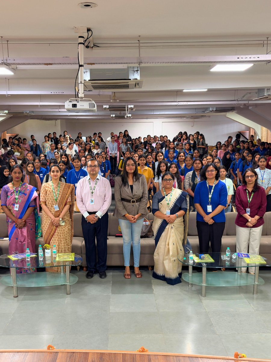 Anubha Maneshwar tweet media