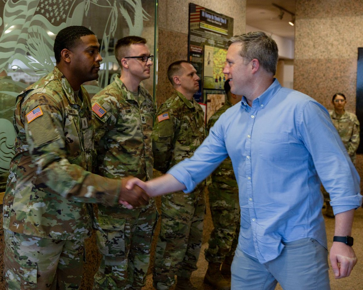 Dan Driscoll @SecArmy visited Fort Hood to see how III Armored Corps ...