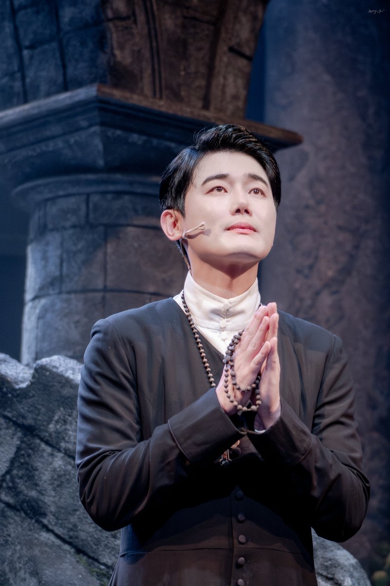 𝙗𝙚𝙧𝙧𝙮_𝙮𝙤𝙤 tweet media