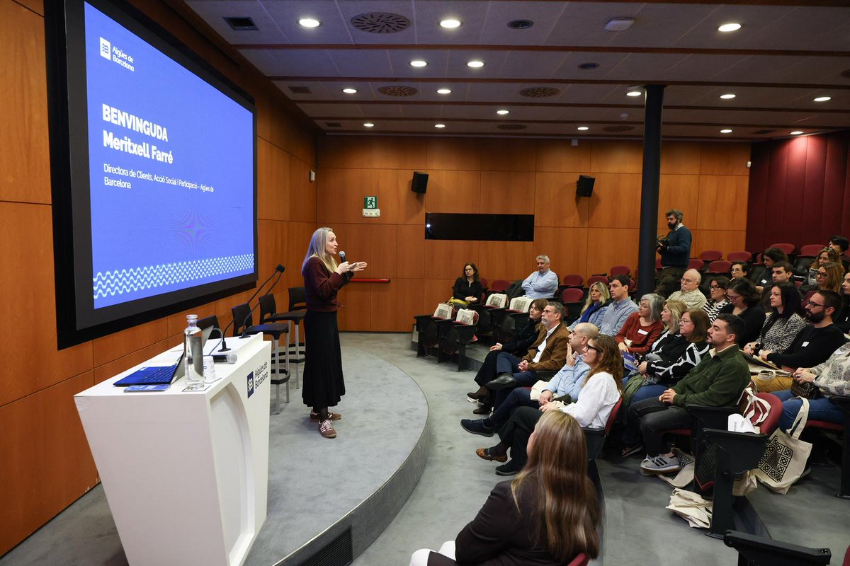 Aigües de Barcelona tweet media