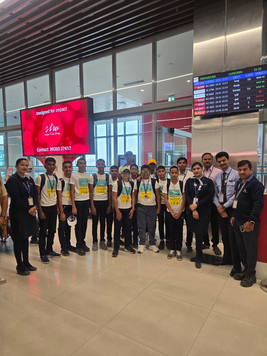 shwetabaid's tweet photo. Some dreams begin with a runway. ✈️
PURT 289 organised Flight of Fantasy from PNQ to AMD, giving underprivileged students their first airport visit and first flight.
Thank you @IndiGo6E for making young dreams take off. 💙
#FlightOfFantasy #IndiGo #ChangingLives https://t.co/qBvgwTt21j