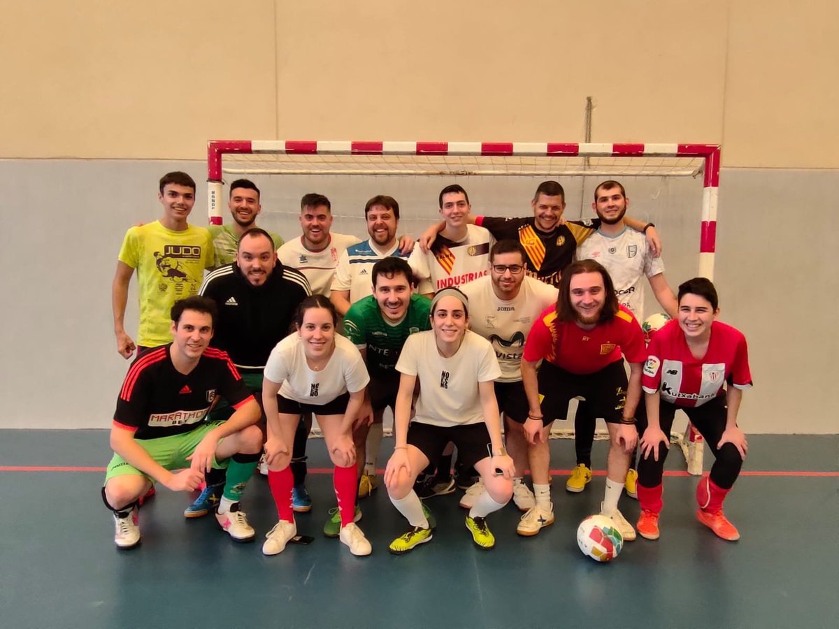 Ivan_cabanillas's tweet photo. De los 8 partidos que se juegan en la Copa de España este es sin duda el más interesante de todos. 

#LaCopaDeLaAficion mola y mucho. https://t.co/9m5RJ4gwCW