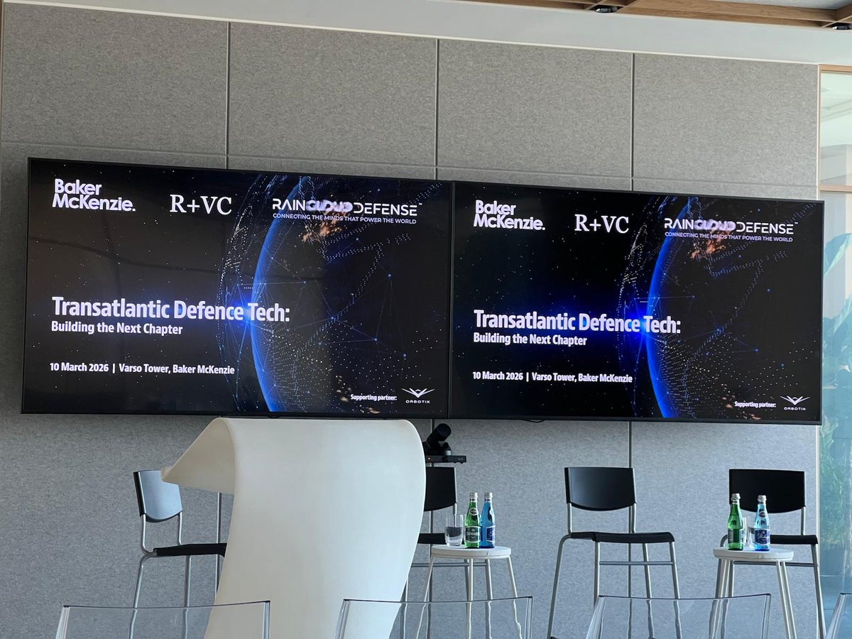 NaviRisk's tweet photo. Innovation in defence moves fast — and so must collaboration. Great to see our CEO, @BartoszNR  #Pastuszka exchanging ideas with top experts at this outstanding event organized by @bakermckenzie  Polska, R+ VC and RAINCLOUD DEFENSE in Warsaw. #technologies #transatlantic #defence https://t.co/aHDjnndhMX