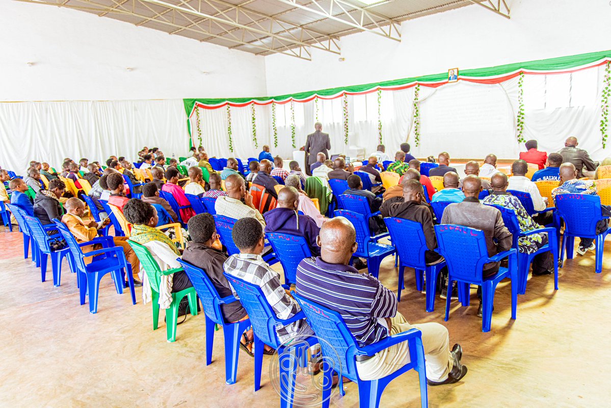 RTNBurundi's tweet image. #Burunga : le @BMineagrie mobilise ses employés pour réaliser la vision du pays

 Le Secrétaire permanent au @BMineagrie, Emmanuel Niyungeko, a effectué ce 12 mars 2026 une visite dans la province de #Burunga. L’objectif était d’expliquer aux agents du ministère leur rôle dans la