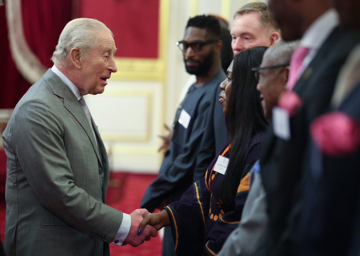 piggyvest's tweet photo. Stills from St. James’s Palace, London.

We are honoured to represent Nigeria's Fintech innovation on the global stage. 🇳🇬

Our Co-Founder, Odunayo Eweniyi, joined King Charles III and other business leaders at the Nigeria State Visit to the UK.

The reception at St. James’s brought together people and businesses in the creative and business sectors strengthening the partnership between Nigeria and the United Kingdom.

A proud moment for PiggyVest and for Nigerian innovation