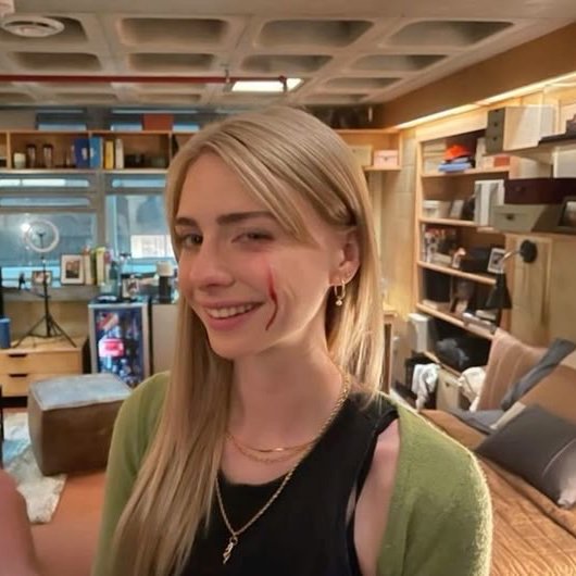 𝓛𝓲𝓼𝓪 𝓖𝓻𝓪𝔂𝓼𝓸𝓷 tweet media