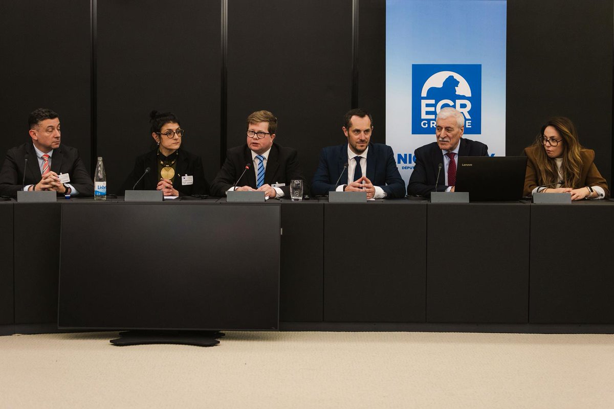 FERHAT MEHENNI tweet media