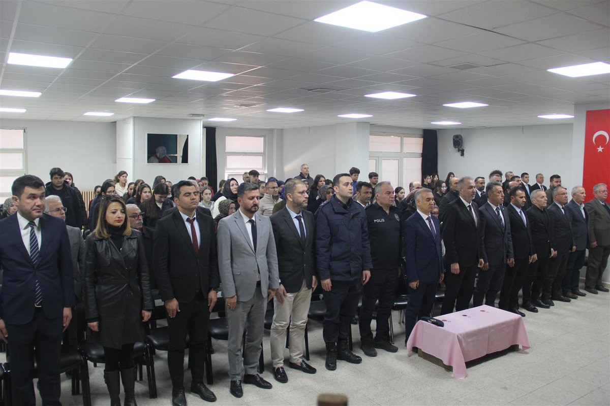 TC_Atabey's tweet photo. 12 Mart İstiklal Marşı’nın Kabulü ve Mehmet Akif Ersoy’u Anma Günü kapsamında ilçemizde anma programı düzenlendi.

Kaymakam Selami IŞIK, programda emeği geçen öğretmen ve öğrencileri tebrik ederek, milli şair Mehmet Akif Ersoy’u rahmet ve minnetle andıklarını ifade etti. https://t.co/bDJeX4g7bM