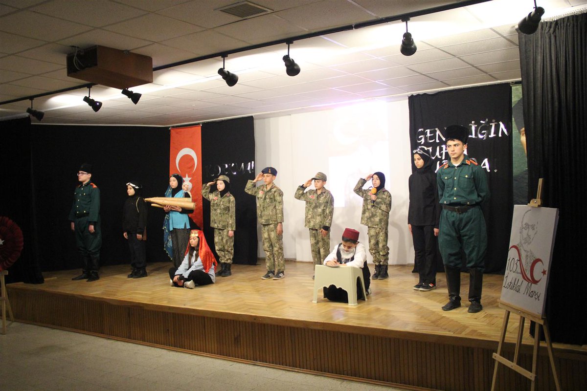 TC_Atabey's tweet photo. 12 Mart İstiklal Marşı’nın Kabulü ve Mehmet Akif Ersoy’u Anma Günü kapsamında ilçemizde anma programı düzenlendi.

Kaymakam Selami IŞIK, programda emeği geçen öğretmen ve öğrencileri tebrik ederek, milli şair Mehmet Akif Ersoy’u rahmet ve minnetle andıklarını ifade etti. https://t.co/bDJeX4g7bM