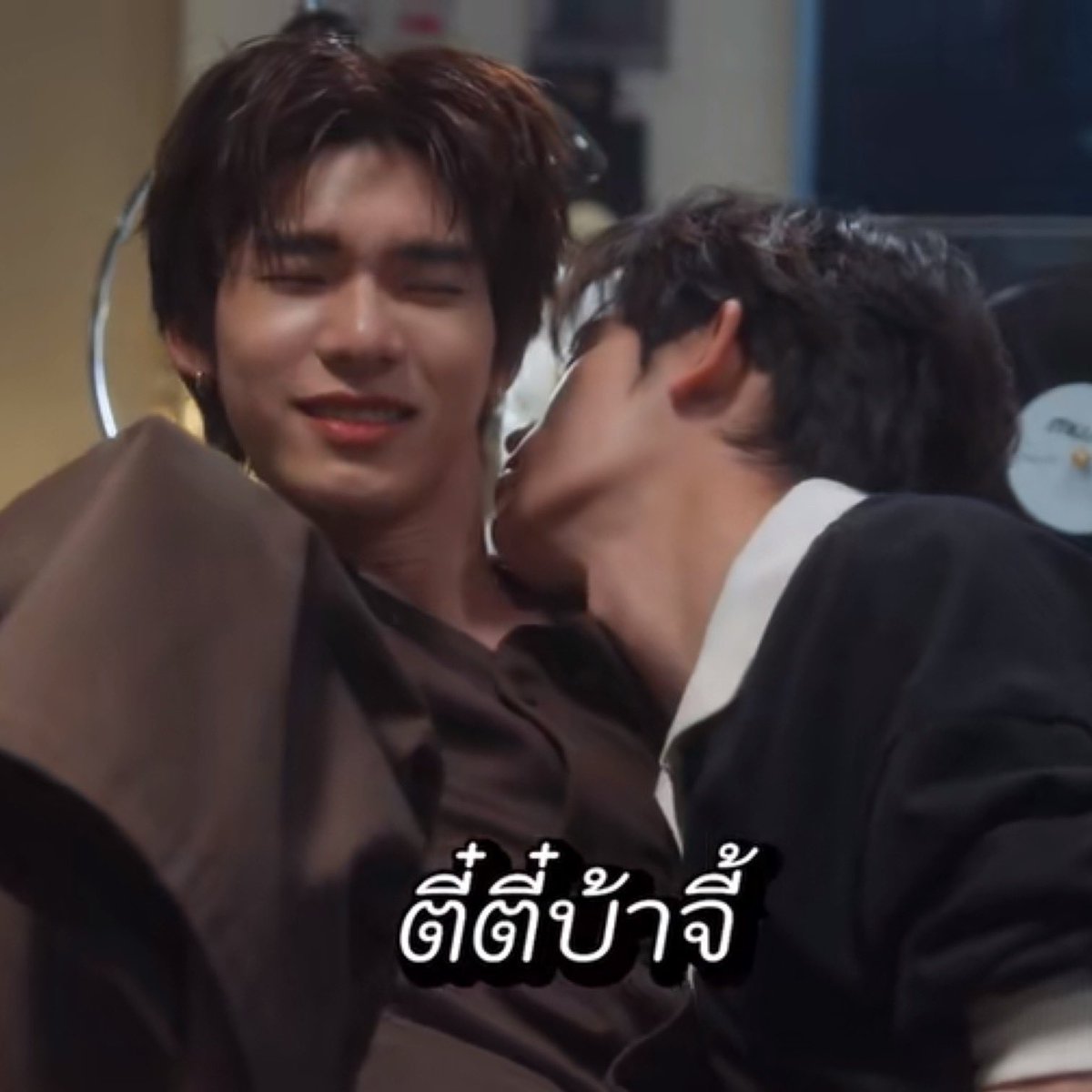 peepqeep's tweet photo. ตี๋บ้าจี้ เกร็งยันเท้า5635353535535355 https://t.co/eaP0JryUxu