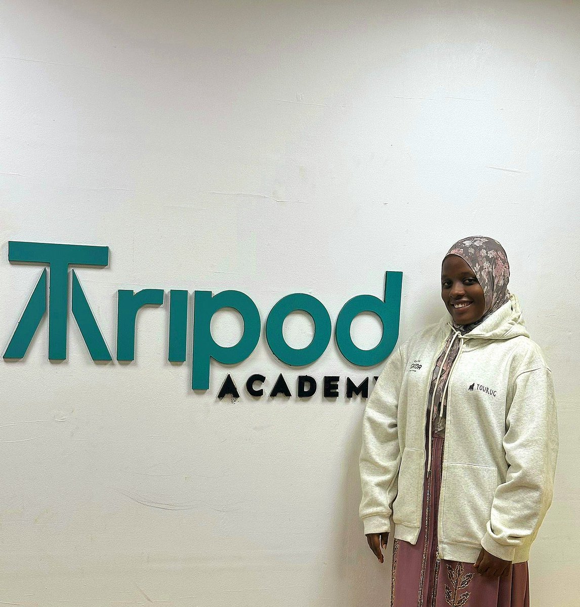 NAKASANJE JANNAT tweet media