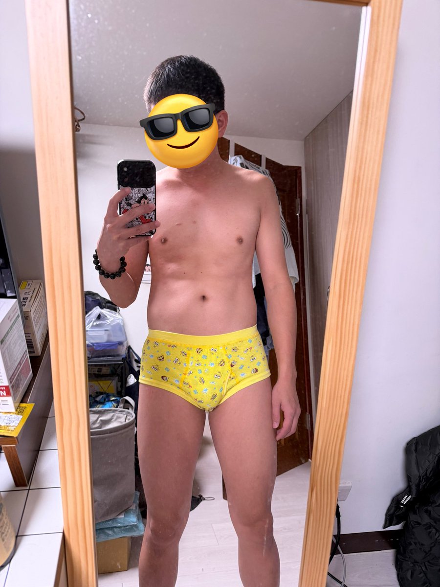 卡通三角內褲 tweet media