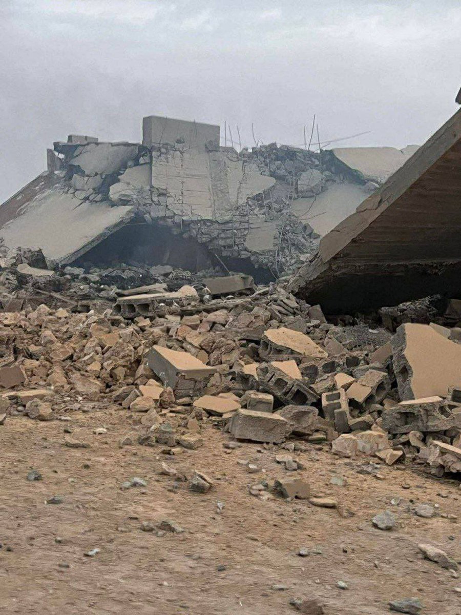 CANokur19's tweet photo. ⭕ SON DAKİKA:
Irak'ın Enbar vilayetinde ABD-İsrail'in hedefindeki İran'a yakın Haşdi Şabi grubunun karargahına düzenlenen saldırıda onlarca mensubunun öldüğü ya da yaralandığı bildirildi https://t.co/8p6uLIKYed