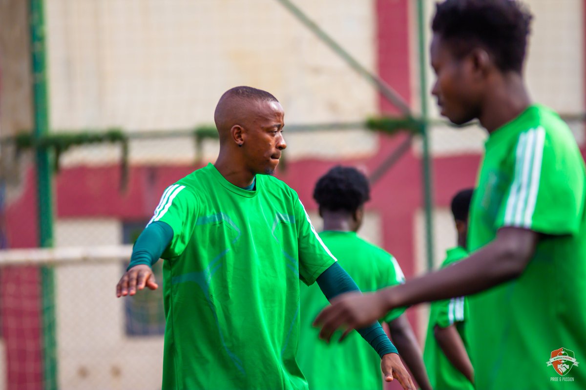 KarelaUtd_FC's tweet photo. Training mood activated after Sunday's sweet victory over Asante Kotoko 

#KarelaUnited 
#GhanaPremierLeague 
#BackToTraining https://t.co/08S0EUHZrR