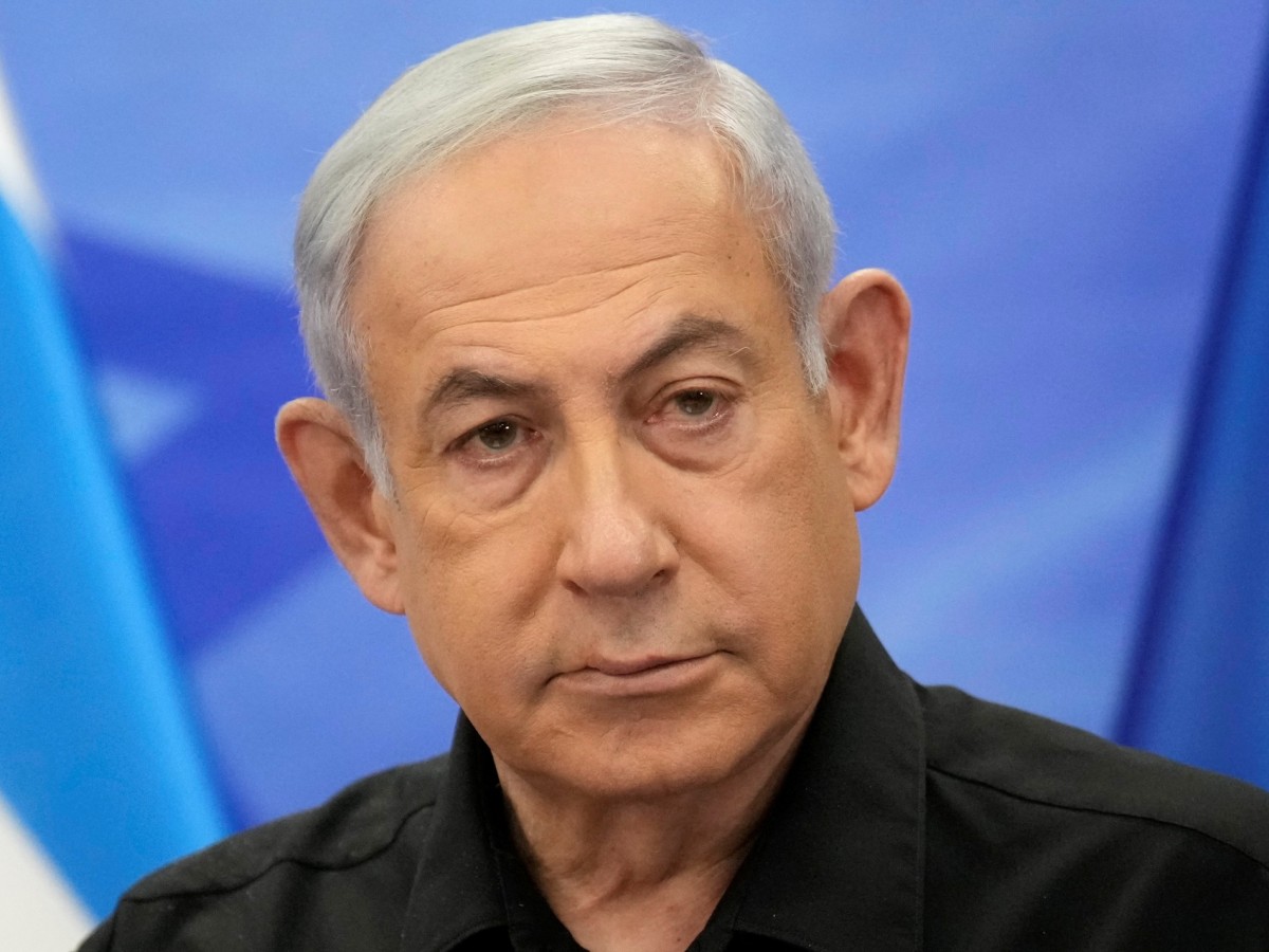 Benjamín Netanyahu lleva 4 días sin aparecer públicamente.

Que levante la mano el que desee que los rumores de que ha sido abatido sean ciertos.