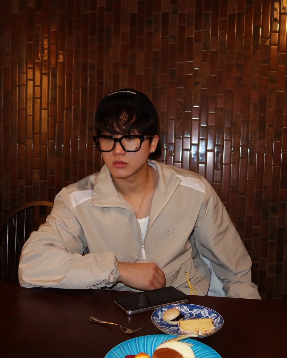 ㅤ
kira kira aku udah berapa % masuk tipe kamu?
ㅤ