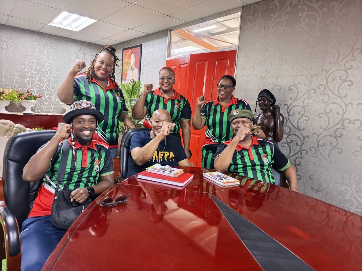 _cosatu's tweet photo. #MembershipService is underway across all workplaces in various sectors of the economy in 2026                                                                   

#COSATU Affiliated trade unions urge unorganised workers to join unions #JoinCosatuNow #Back2Basics #ClassStruggle https://t.co/wokdYcXOTE