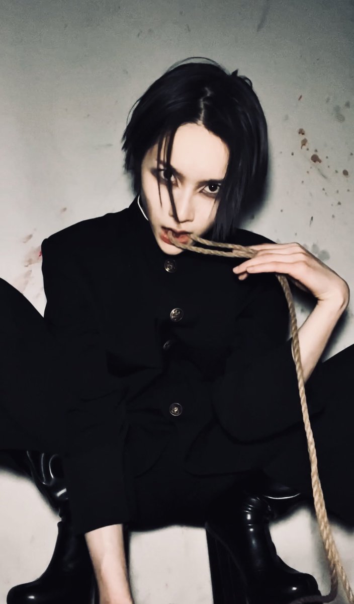 ジャパニーズトラディショナルこと学ラン
丈夫なところも良い

<a href="/sm_h2008/">SM Show Bar【ｈ】</a>