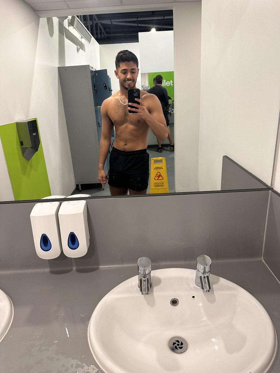 Rex Vaughn tweet media