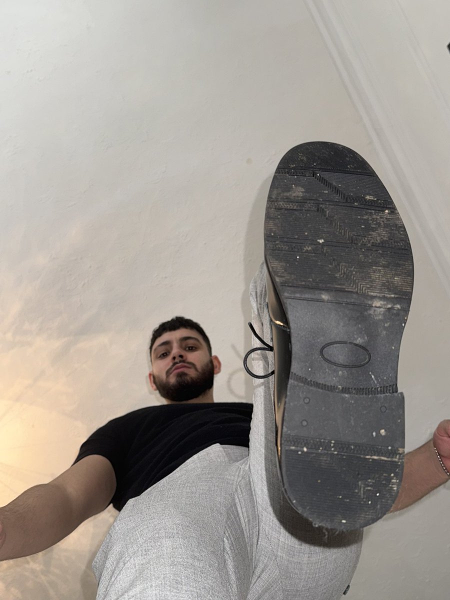 The inevitable happens every day regardless of what you tell yourself ….
-
You will leak
You will serve 
You will provide value
-
My walking 🏧