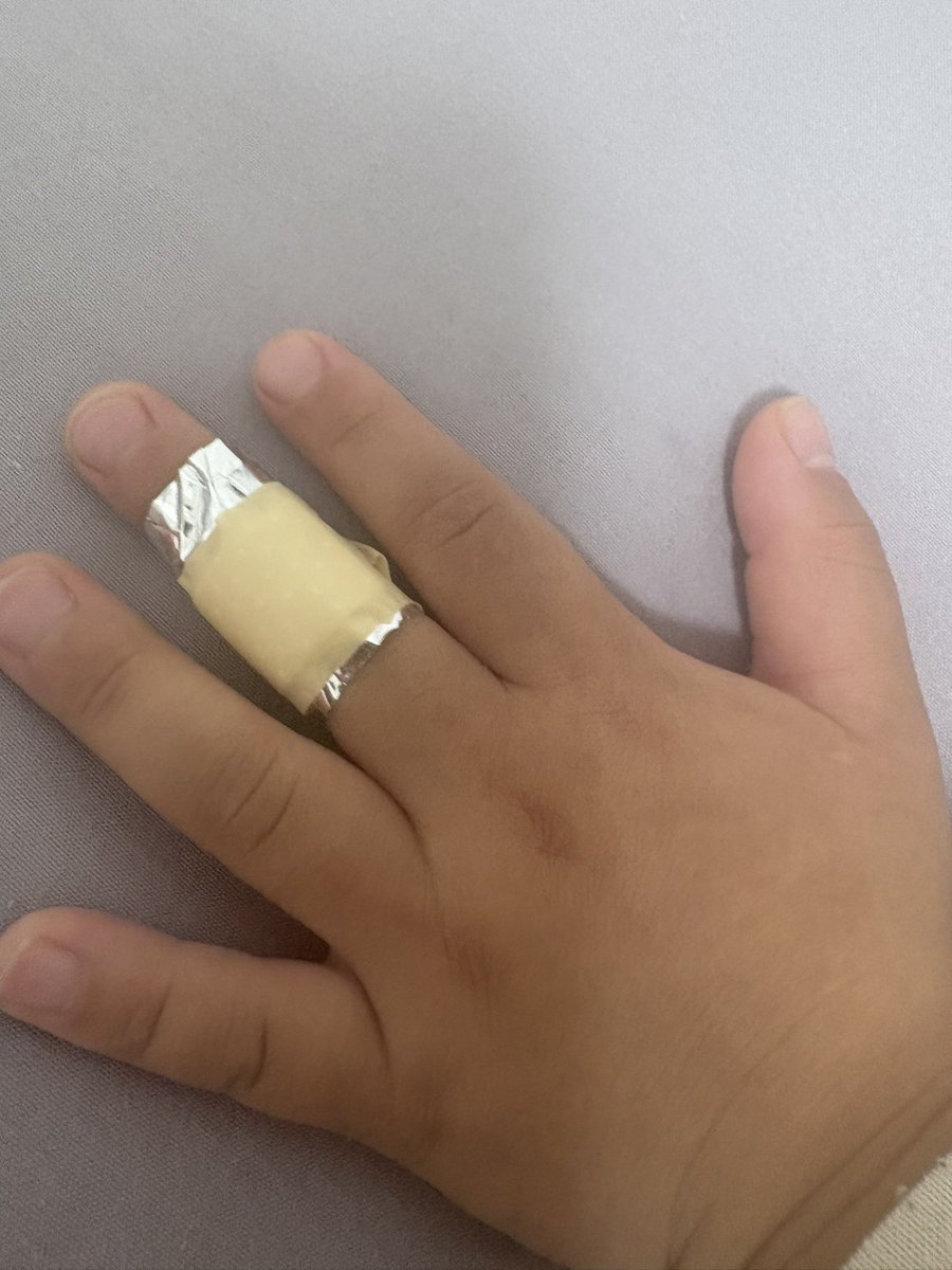 かほ@離乳食食べない tweet media